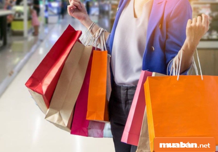 Ý Nghĩa Ngày Valentine Đen Và Top 5 Việc Nên Làm Vào Ngày Này! 7 Hãy Shopping Mua Sắm Và Tự Thưởng Cho Mình Một Món Đồ Mình Thích.