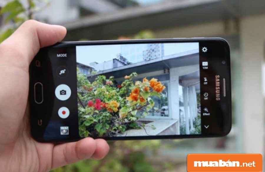 Hãy test camera bằng cách chụp hình ở tất cả các góc độ dưới mọi điều kiện ánh sáng khác nhau.