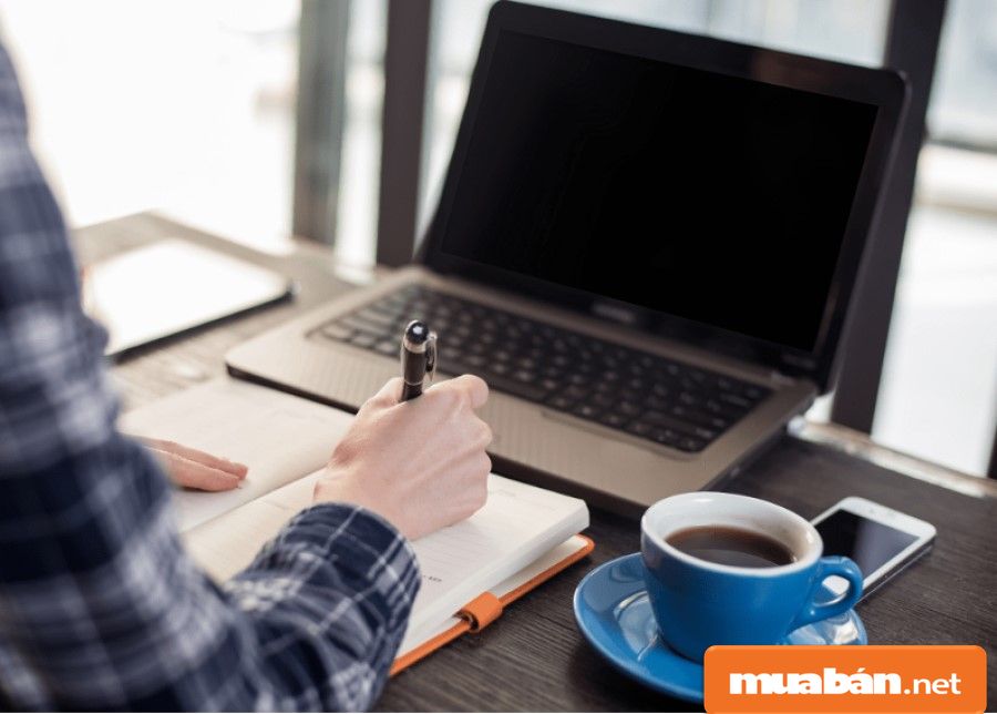 Nếu bạn có năng khiếu về ngoại ngữ, dịch thuật cũng là công việc part time giúp bạn có thêm thu nhập.