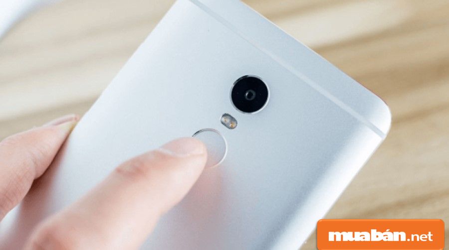 Mua Xiaomi Redmi Note 4X - Đọc Ngay Nếu Bạn Đang Phân Vân! 6 Tuy Là Điện Thoại Trong Phân Khúc Giá Rẻ Nhưng Vẫn Được Hỗ Trợ Cảm Biến Vân Tay 1 Chạm Ở Mặt Sau Của Máy.