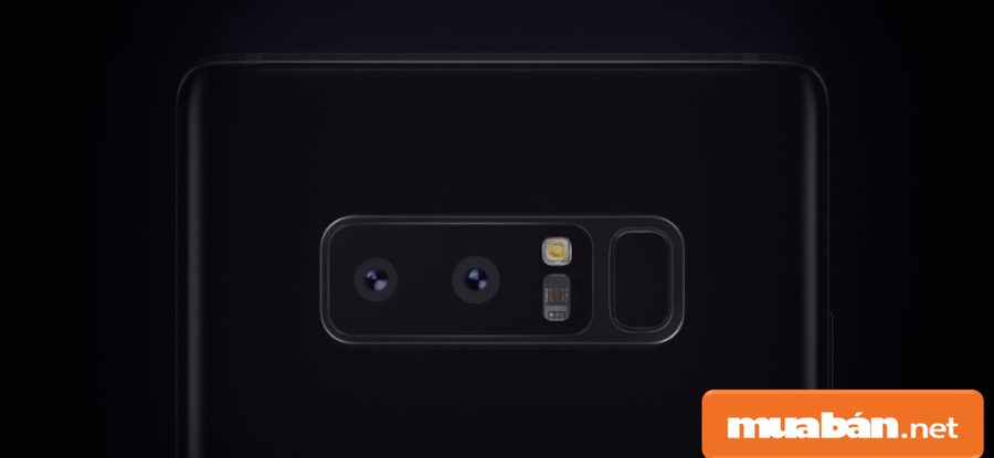 Điện thoai có chất lượng hình ảnh chụp tốt nhất với camera có cấu hình cao.