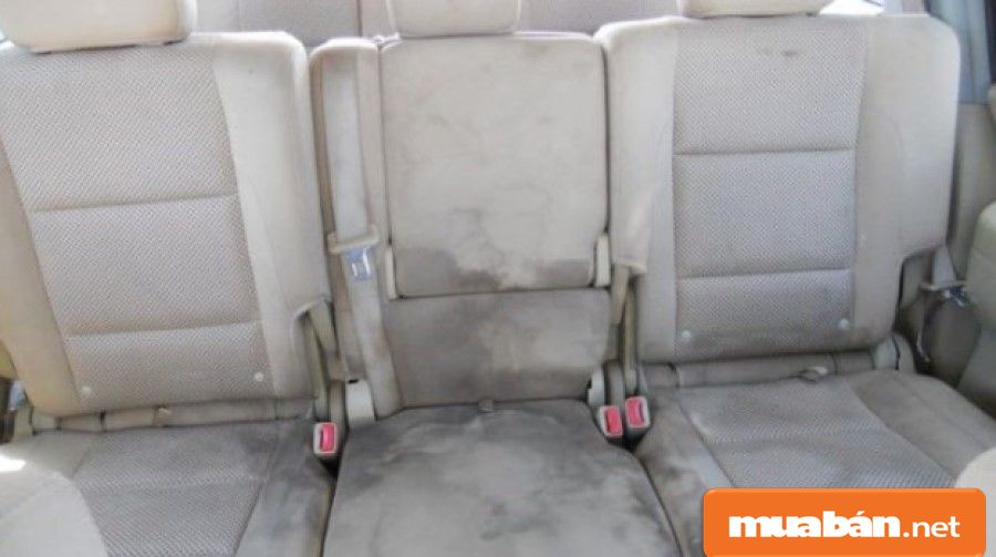 Tại Sao Phải Làm Vệ Sinh Nội Thất Xe Hơi Và Cách Vệ Sinh Sạch Sẽ Nhất! 5 Nếu Không Được Làm Sạch Thường Xuyên Sẽ Dễ Làm Nội Thất Bị Bụi Bẩn, Ẩm Mốc...