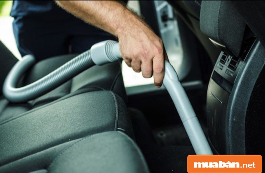 Tại Sao Phải Làm Vệ Sinh Nội Thất Xe Hơi Và Cách Vệ Sinh Sạch Sẽ Nhất! 13 Với Những Chất Liệu Sàn Xe Khác Nhau. Bạn Phải Sử Dụng Những Loại Hóa Chất Chuyên Dụng Khác Nhau Để Làm Sạch Chúng.