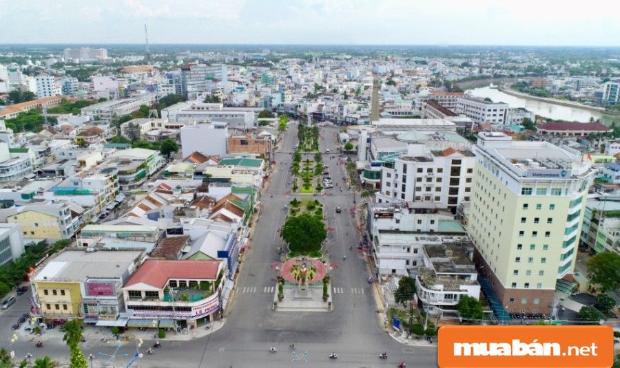 Với nhiều tiềm năng phát triển, nhiều dự án bất động sản theo đó cũng nối đuôi nhau ra đời thu hút nhiều nhà đầu tư.
