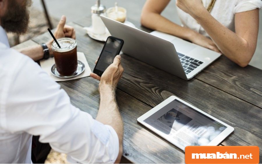 Hãy thảo luận và chú ý đến các điều khoản liên quan đến thủ tục kết thúc hợp đồng thuê.