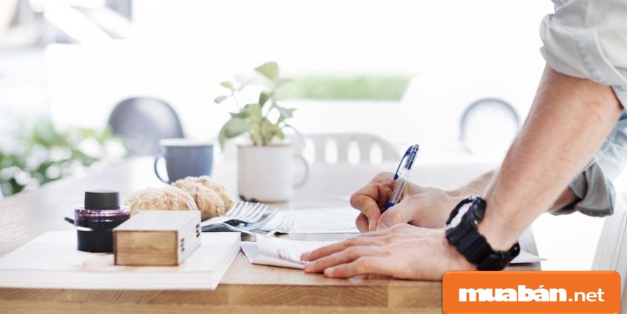 Tuyển Dụng Nhân Viên Và 5 Lý Do Khiến Bạn Chưa Thành Công! 4 Bạn Hãy Đầu Tư Vào Nội Dung Tuyển Dụng Một Cách Thật Kỹ Lưỡng, Đầy Đủ Và Ấn Tượng Để Thu Hút Ứng Viên.