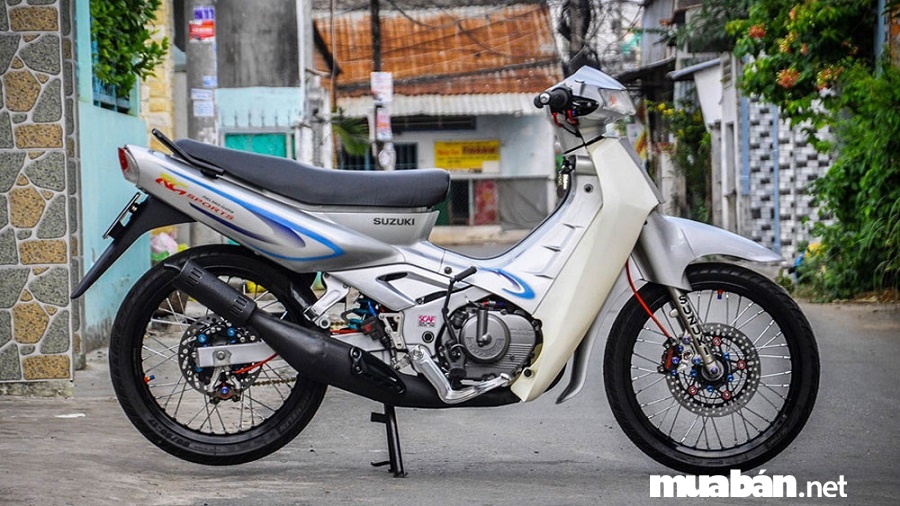 Suzuki Sport Được Hét Giá &Quot;Trên Trời&Quot; Vẫn Nhiều Người Hỏi Mua 2 Khả Năng Tăng Tốc Ấn Tượng Vẫn Khiến Người Chơi Xe Không Thể Quên Huyền Thoại Này.