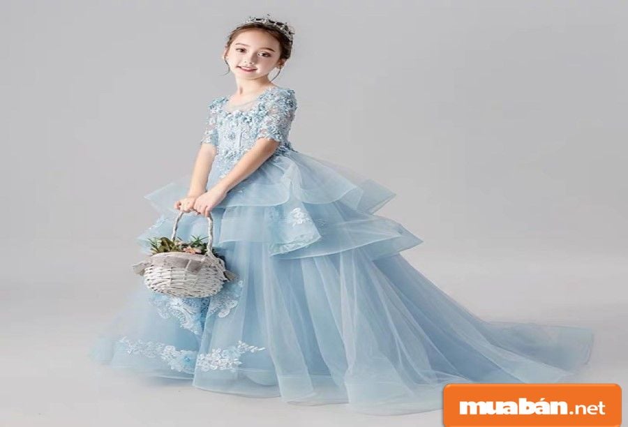 Váy Công Chúa – Sức Hấp Dẫn Khó Cưỡng Đối Với Các Cô Gái! 2 Váy Công Chúa