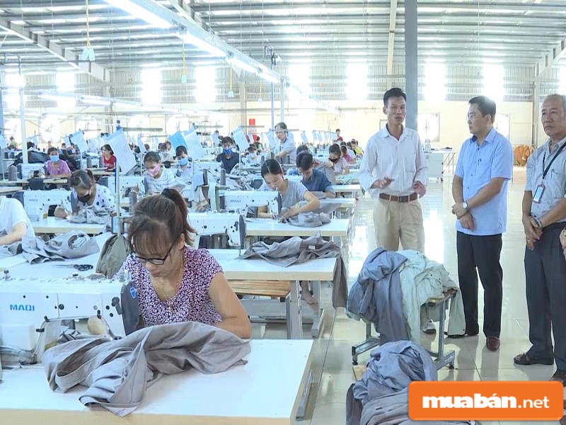 Tìm Việc Làm Cho Nữ Tại Tphcm: Tìm Đâu Cũng Thấy 3 May Là Công Việc Dễ Dàng Cho Nữ Giới