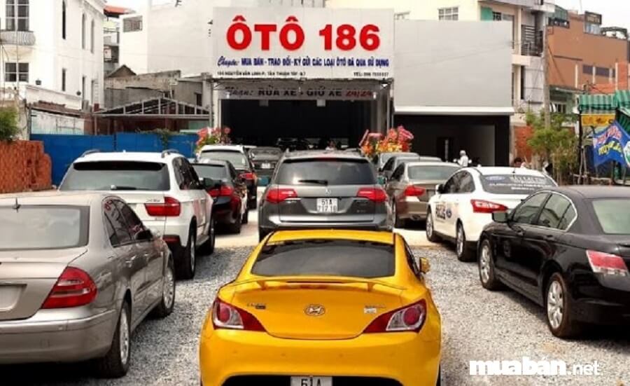 Salon ô tô 186 mang đến cho khách hàng rất nhiều những loại xe hơi đã qua sử dụng.