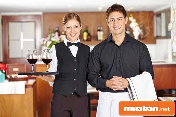 Tuyển nhân viên phục vụ nhà hàng
