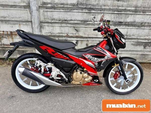 trọng lượng chỉ 109 kg