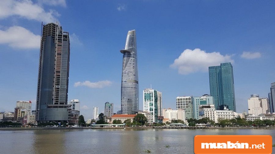 Hệ thống điện dự phòng 100% công suất với 3 nguồn điện dùng để phục vụ tòa tháp.