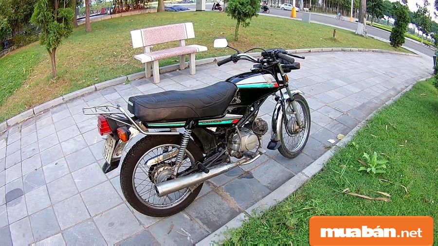 Hãy kiểm tra xe cụ thể các chi tiết, đừng bỏ sót bất kỳ chi tiết nào nếu bạn muốn mua xe tốt.