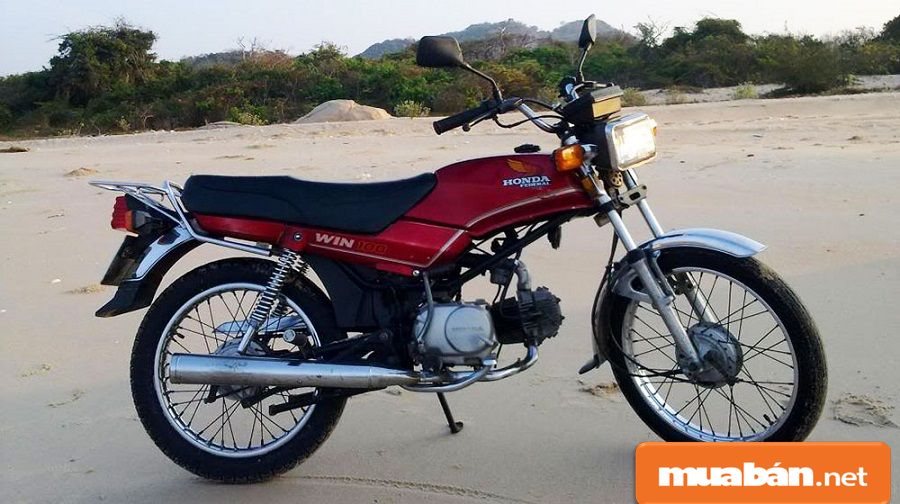 Động cơ xe khá mạnh và đảm bảo bởi chất lượng của Honda, ít hỏng hóc vặt.