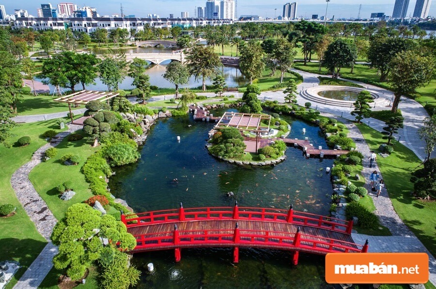 Vinhomes Central Park được trực tiếp tư vấn và thiết kế bởi ESDA và Atkins.
