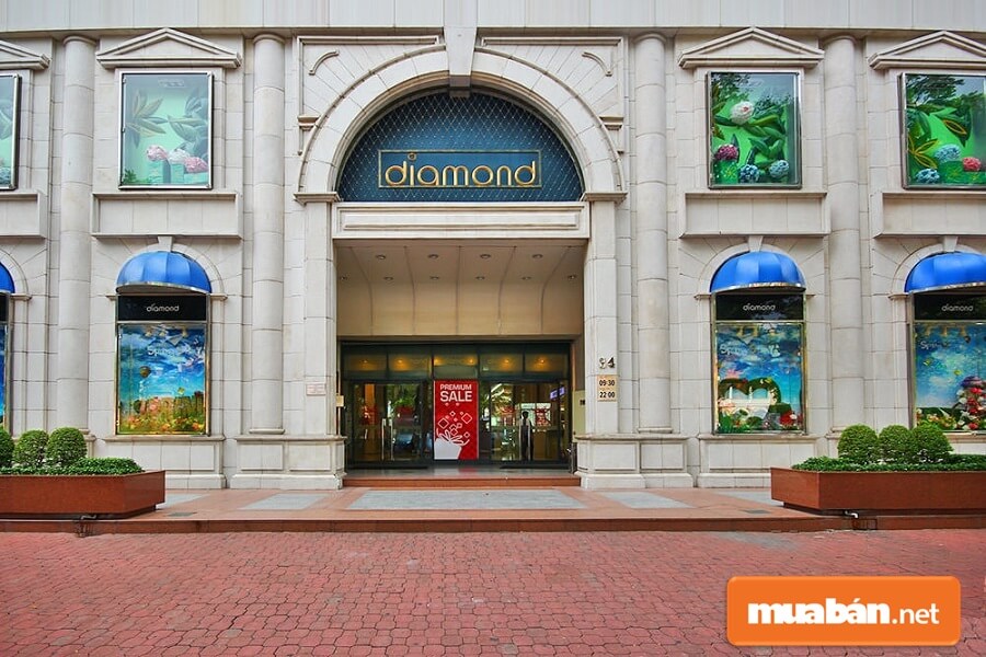 Có Gì Bên Trong Diamond Plaza - Tttm Lớn Nhất Quận 1? 7 Diamond Plaza Được Đánh Giá Là Một Trong Những Cao Ốc An Toàn Nhất Của Tphcm.