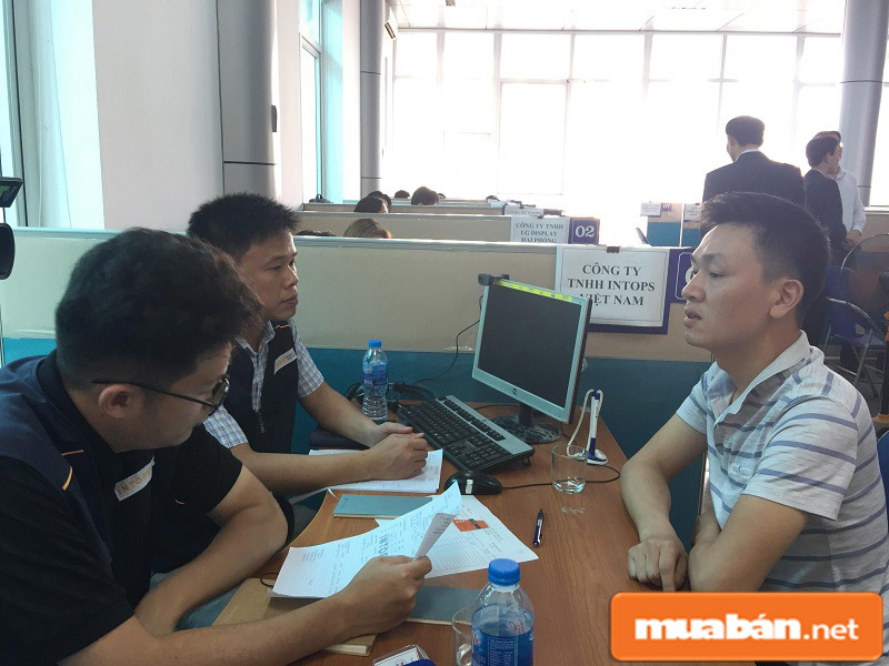 Những Việc Làm Tại Thái Bình Hot Nhất Hiện Nay 4 Người Lao Động Trong Buổi Phỏng Vấn Trực Tiếp Với Chủ Doanh Nghiệp