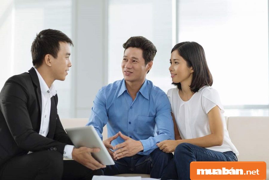 Bạn cần phải quan sát kỹ thái độ của họ để đánh giá sự tin cậy, sự trung thực.