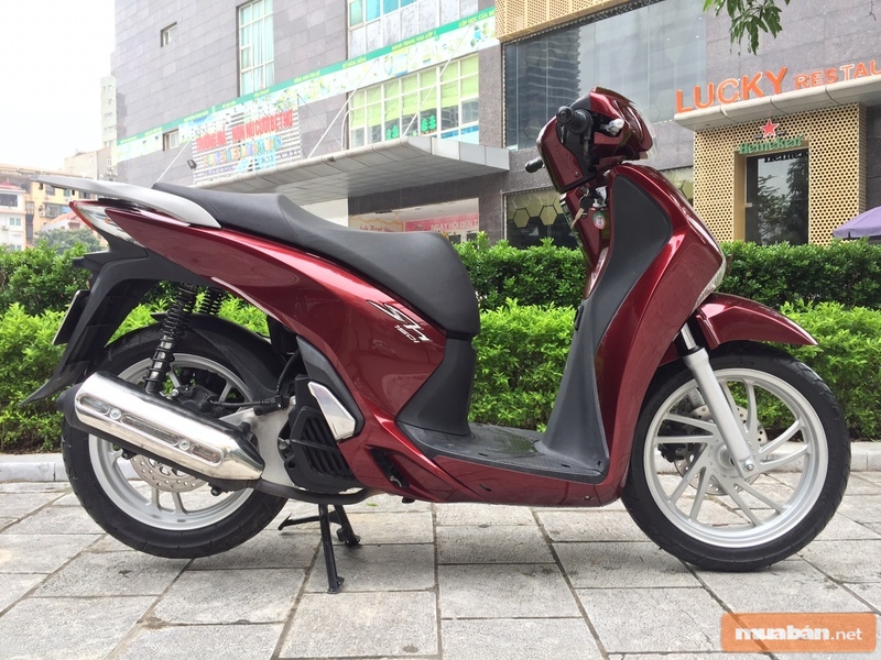 Mẫu xe 2004 vẫn mang nhiều sức hút tuyệt vời