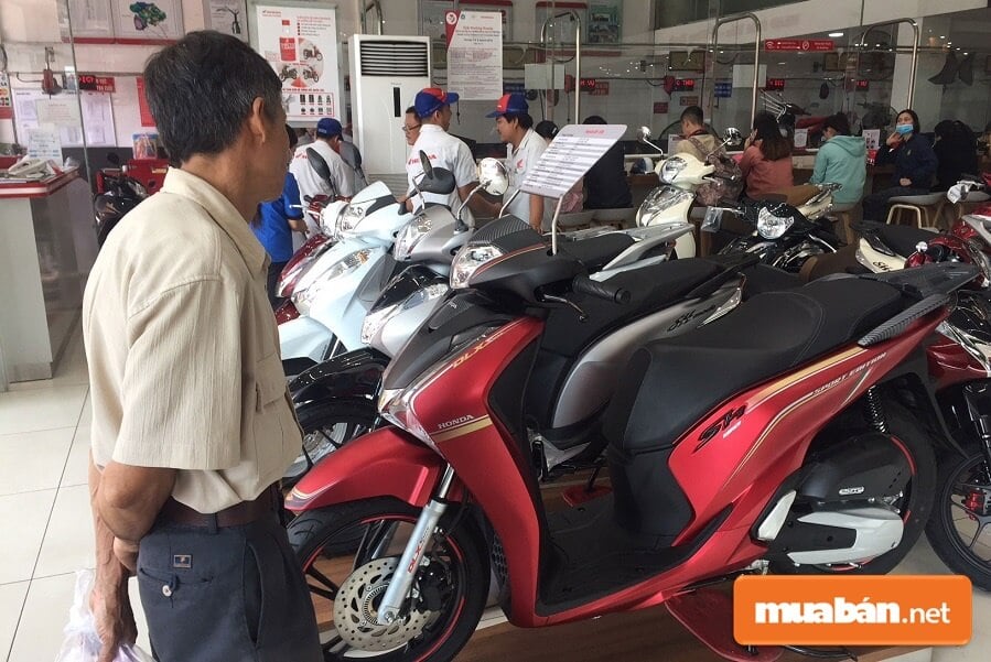 Có Nên Mua Xe Máy Gần Tết Không? 2 Nhu Cầu Mua Xe Máy Cũ, Mới Dịp Cận Tết Luôn Cao Nhất Nhì Trong Năm.