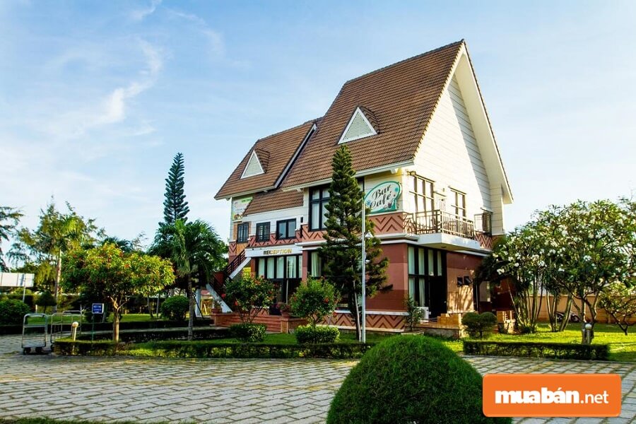 Lotus Vũng Tàu Resort được thiết kế và xây dựng theo mô típ nhà rông Tây Nguyên