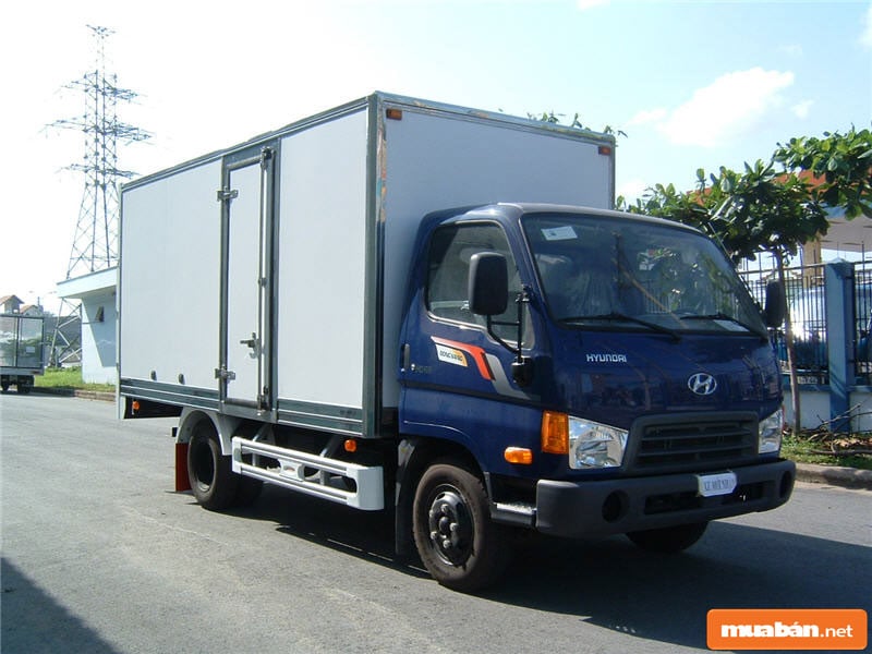 tuyển lái xe đi làm ngay