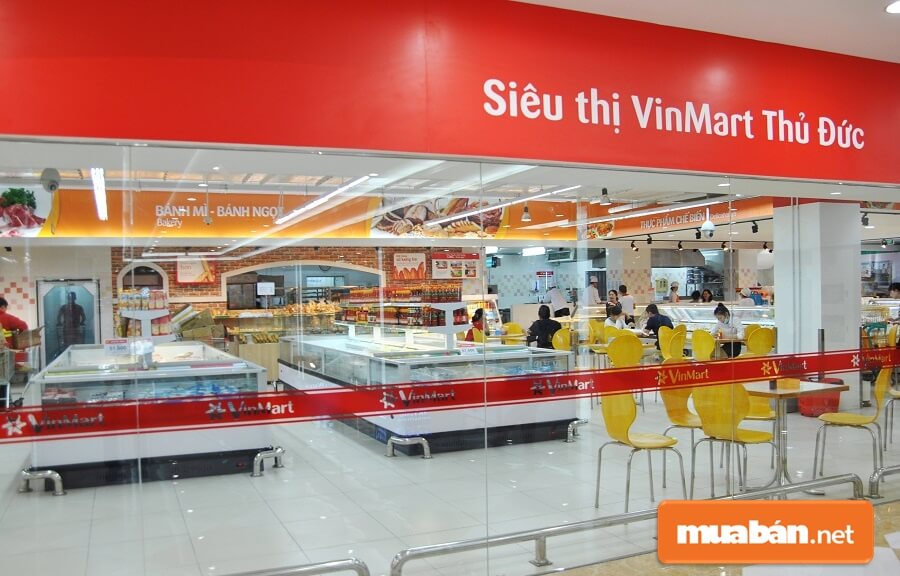 Đại siêu thị tiêu dùng Vinmart cung cấp hàng chục ngàn mặt hàng thuộc đủ các nhóm ngành khác nhau.