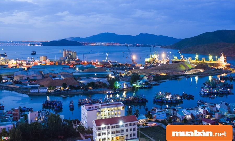 Tuy Hòa có thế mạnh về bất động sản nghỉ dưỡng nhờ du lịch phát triển mạnh.