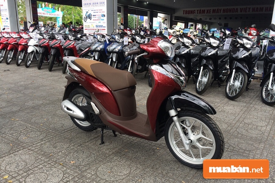 Giá Xe Sh Mode 2017 Mới Nhất Tháng 2/2020 4 Sh Mode 125Cc 2017 Được Trang Bị Khối Động Cơ Mạnh Mẽ Nên Khả Năng Vận Hành Rất Êm Ái Và Ổn Định.