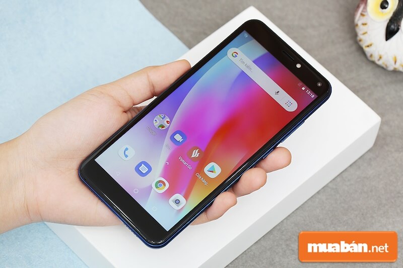 Itel P33 là một chiếc smartphone giá rẻ nhưng vẫn có cho mình vẻ ngoài bắt mắt cùng nhiều tính năng thông minh.