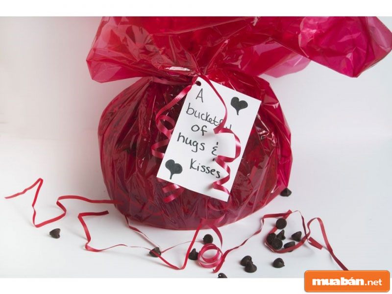 Quà Valentine Tự Làm - Những Món Quà Độc Đáo, Ý Nghĩa Nhất 3 Socola Là Món Quà Tuyệt Vời Nhân Dịp Valentine
