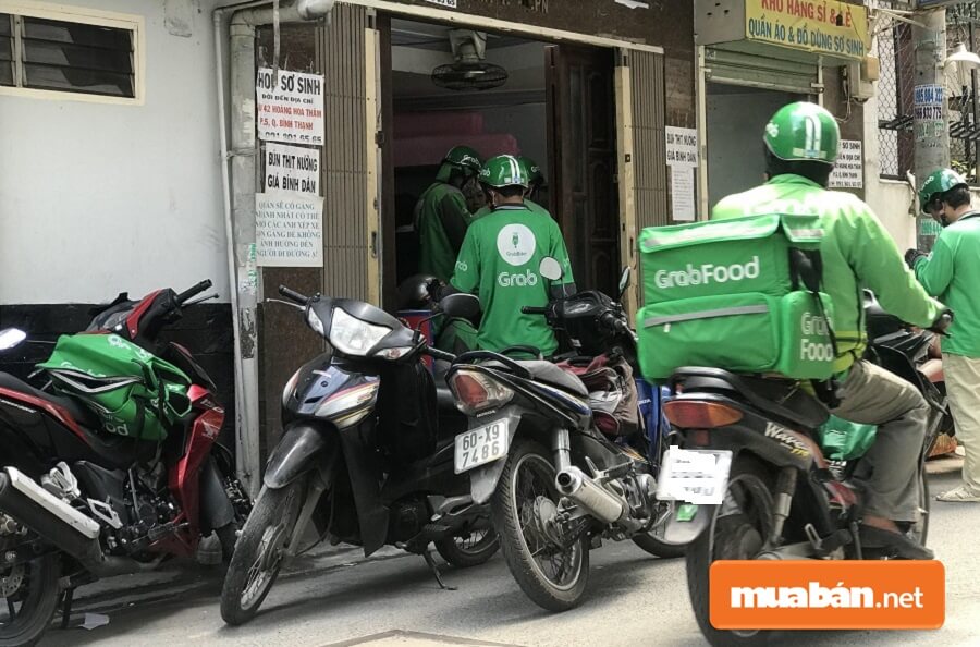 Hiện nay mức trung bình thu nhập của một nhân viên shipper các đơn vị chuyên nghiệp từ 5 - 8 triệu đồng