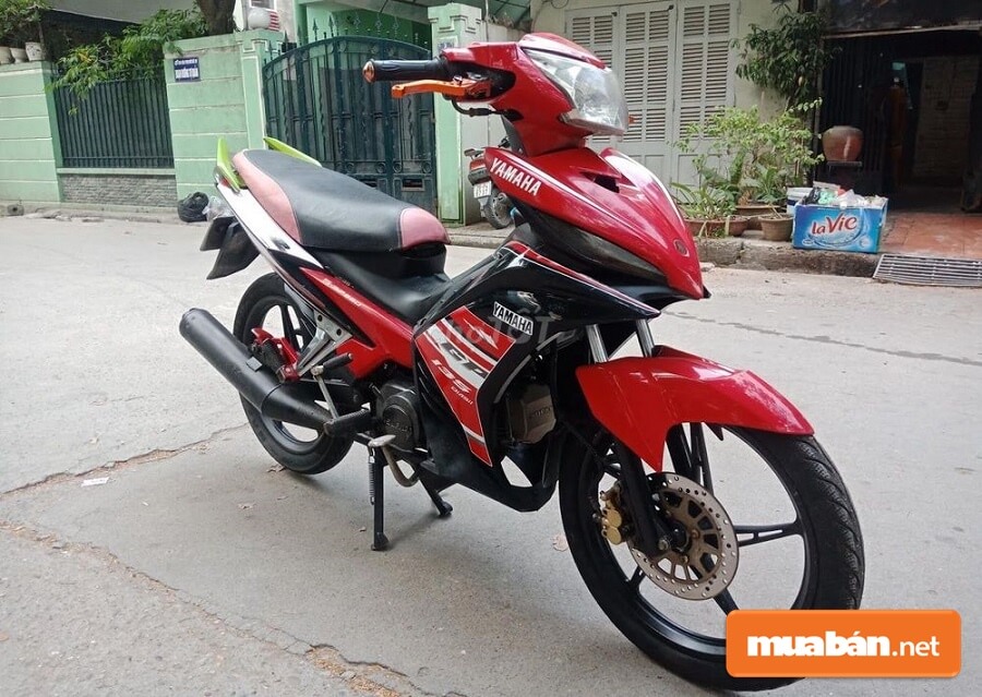 Xe Máy 50Cc Yamaha Nên Chọn Các Dòng Xe Nào? 5 Phần Đầu Xe Có Thiết Kế Mạnh Mẽ, Năng Động, Trẻ Trung. Xe Có 4 Màu Sắc Để Các Bạn Nam Sinh Lựa Chọn.