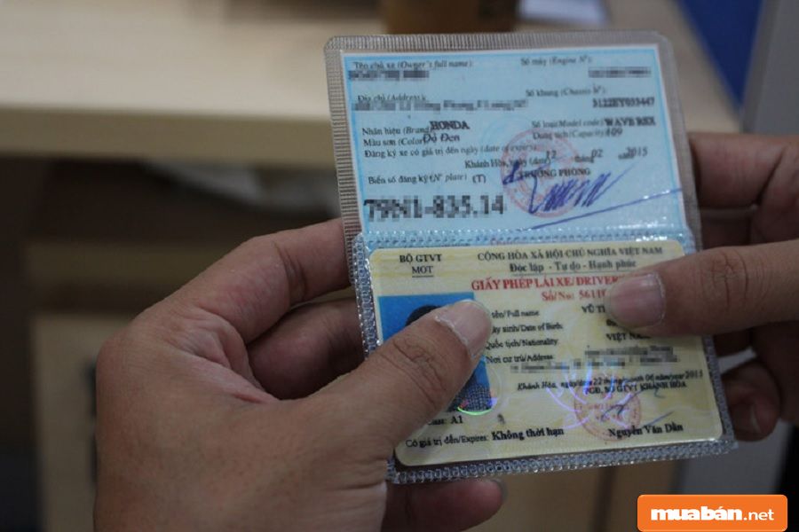 Bạn nên lựa chọn những chiếc xe có giấy tờ đầy đủ, nguồn gốc rõ ràng.