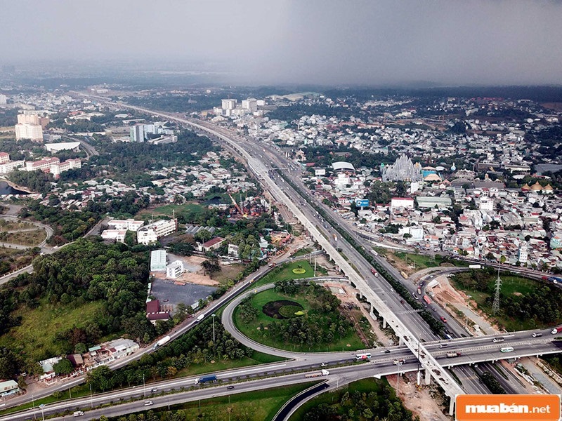 Bán Đất Quận Bình Thạnh Và Tất Tần Tật Các Thông Tin Có Thể Bạn Chưa Biết 2 Bán Đất Quận Bình Thạnh Thu Hút Sự Quan Tâm Của Nhiều Đối Tượng Nhờ Nơi Đây Sở Hữu Vị Trí Giao Thông Cực Kỳ Thuận Lợi
