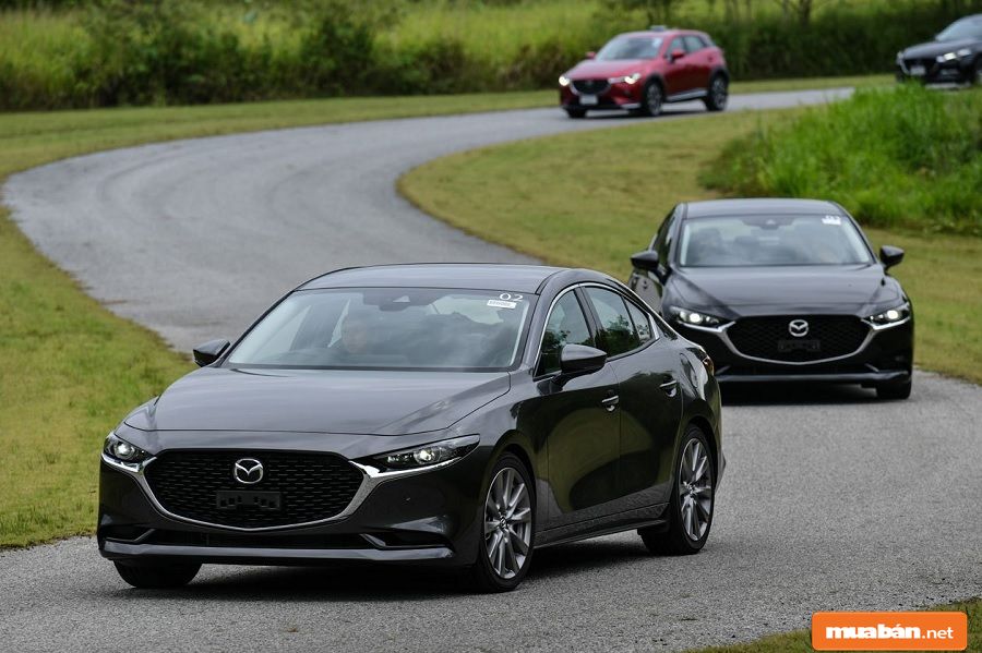 Có nên mua Mazda 3
