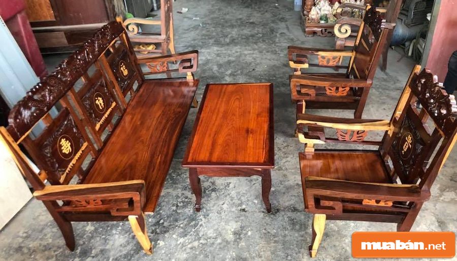 Thanh Lý Bàn Ghế Nhanh Gọn Nhất Với 5 Mẹo Này! 4 Đồ Thanh Lý Sẽ Giúp Bạn Tìm Được Những Món Khá Độc Đáo Và Lạ Mắt.