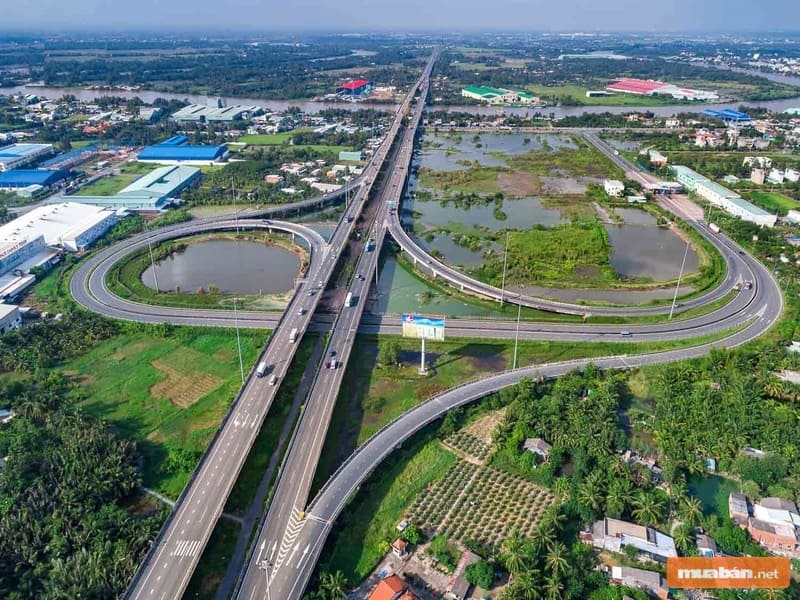 Hạ tầng giao thông phát triển đã khiến việc mua bán đất Long an thêm phần khởi sắc