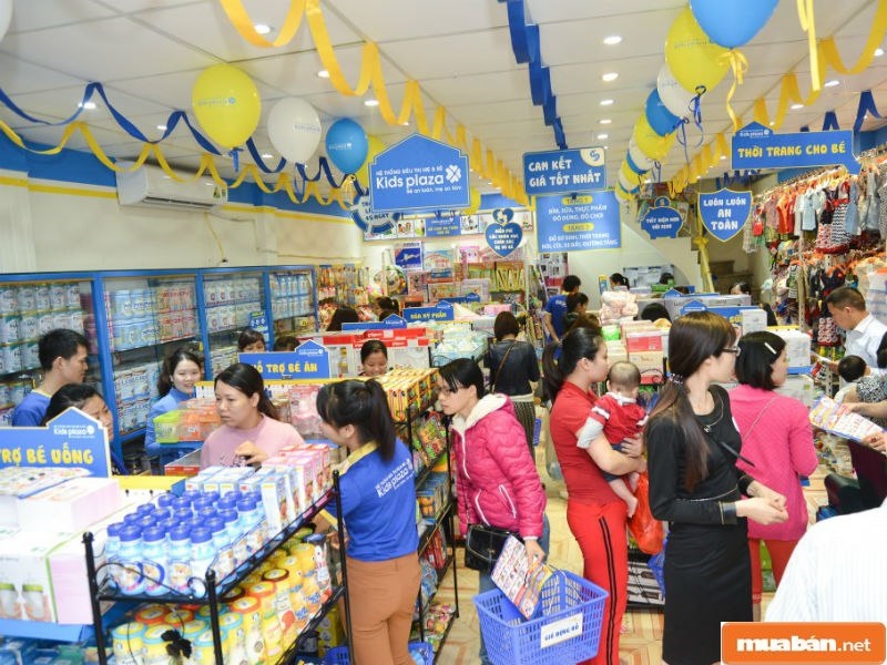 Chọn thời điểm thích hợp để mua đồ cho trẻ cũng là cách để tiết kiệm chi phí