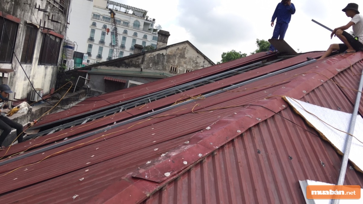 Tôn có cấu tạo khá đặc biệt