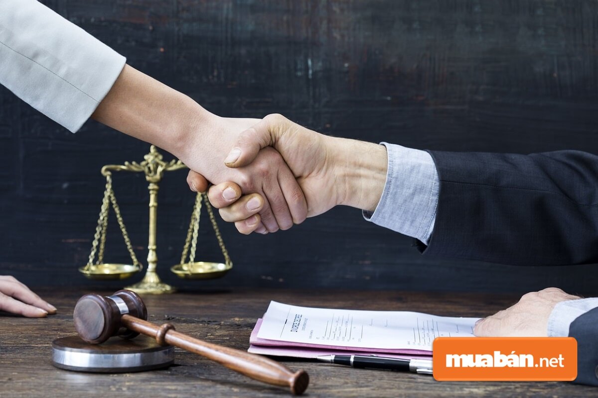 Hợp đồng nguyên tắc là khái niệm chỉ tên của một loại hợp đồng thể hiện sự thỏa thuận, định hướng trong việc mua bán hoặc cung ứng hàng hóa/dịch vụ giữa các bên.