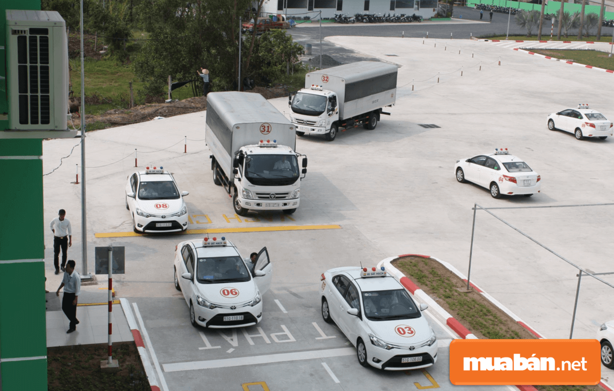 Rất ít doanh nghiệp hiện nay tuyển lái xe mà không cần kinh nghiệm.