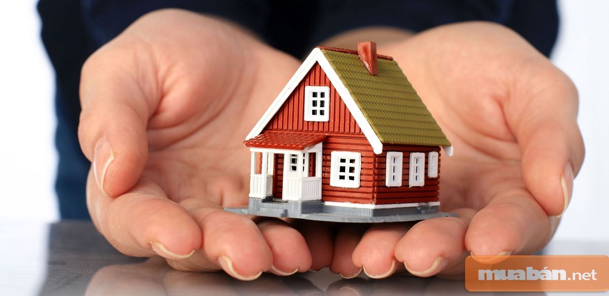 Môi giới bất động sản