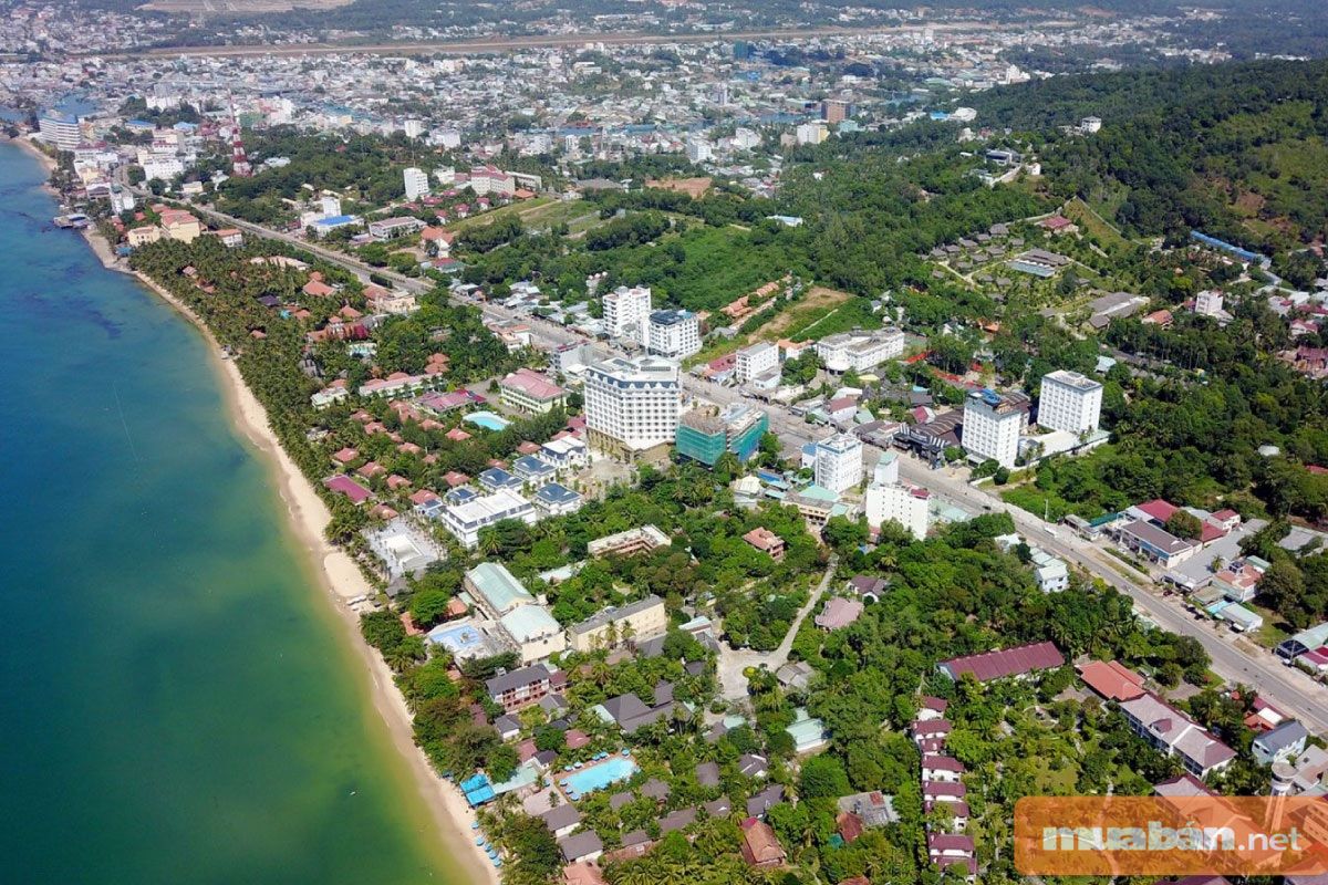 Giao dịch mua bán đất ở Phú Quốc cần phải làm hợp đồng rõ ràng.