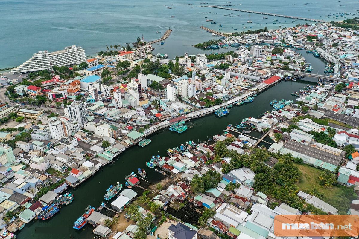 Kinh tế Phú Quốc ngành ngoài du lịch sẽ còn tập trung vào dịch vụ, sản xuất thương mại.
