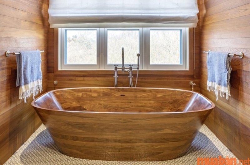 Bồn tắm gỗ thường được ưa dùng trong thiết kế nhà tắm kiểu Nhật