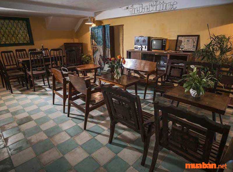 Một không gian quán cafe mang đậm phong cách Indochine xưa