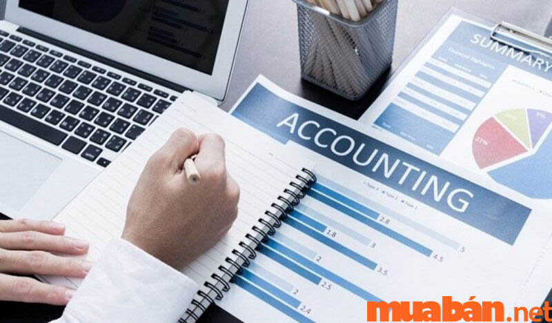 Kế toán cung cấp các thông tin tài chính cho nội bộ doanh nghiệp và ngoài doanh nghiệp