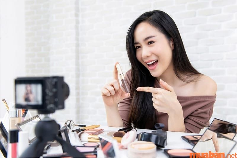 KOC là người đánh giá chất lượng sản phẩm từ trải nghiệm bản thân.